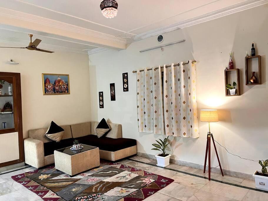 Gauranga Kutir-A Spiritual Villa Retreat Bhubaneswar Buitenkant foto