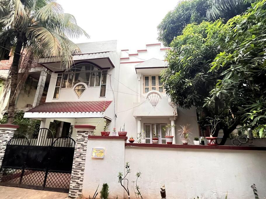 Gauranga Kutir-A Spiritual Villa Retreat Bhubaneswar Buitenkant foto